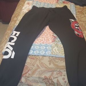 Echo joggers